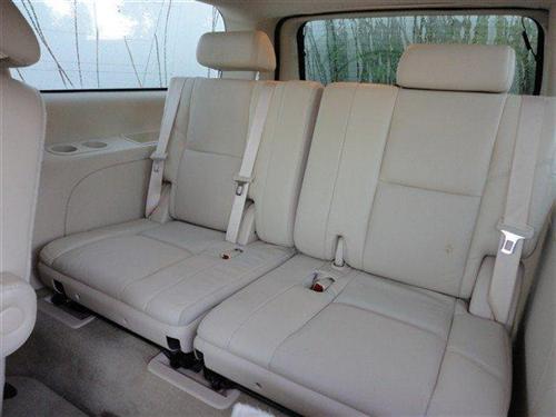 Cadillac Escalade ESV 2007 photo 2