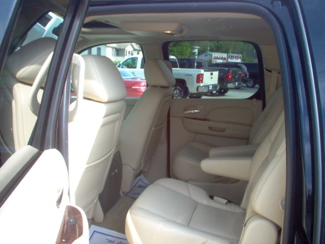 Cadillac Escalade ESV 2007 photo 11