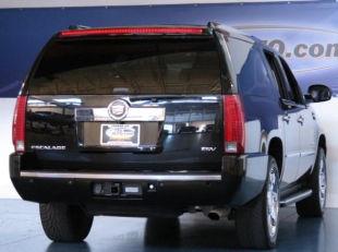 Cadillac Escalade ESV Laramie SUV
