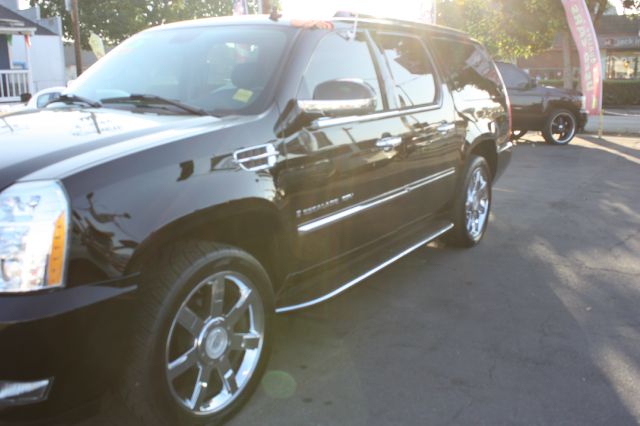 Cadillac Escalade ESV 2008 photo 3