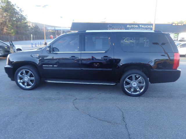 Cadillac Escalade ESV SR5 Sport Utility 4D SUV