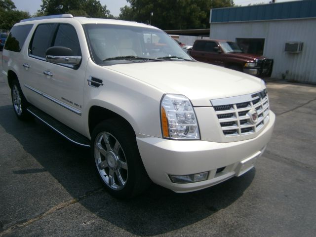 Cadillac Escalade ESV 2008 photo 1