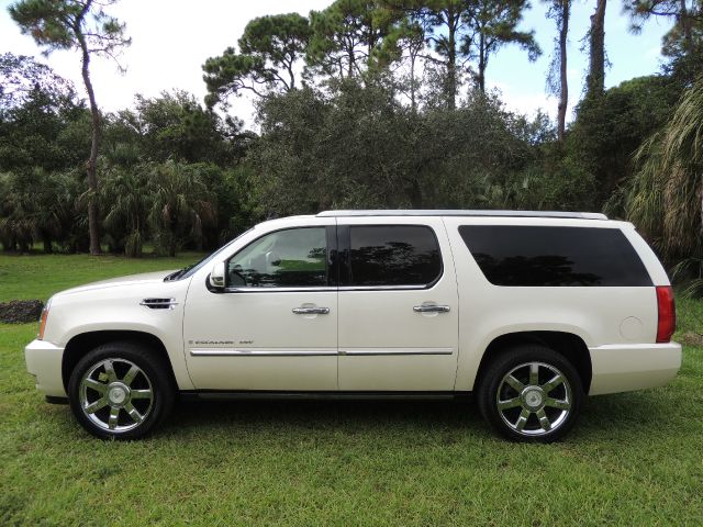 Cadillac Escalade ESV 2008 photo 1