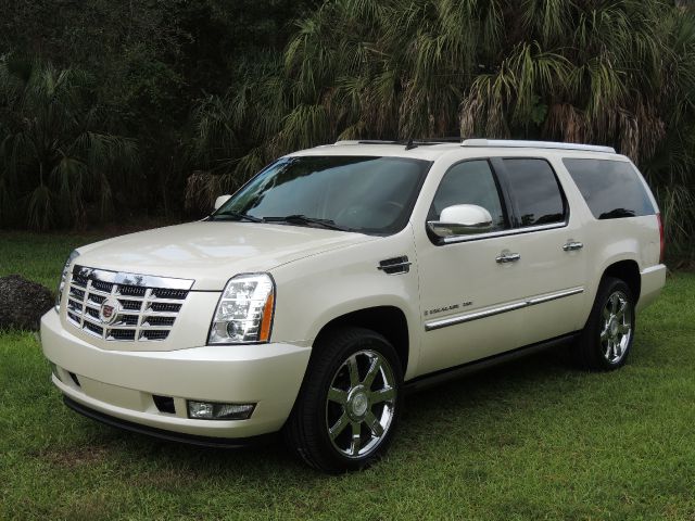Cadillac Escalade ESV 2008 photo 2