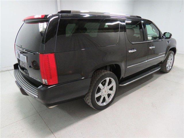Cadillac Escalade ESV 2009 photo 3