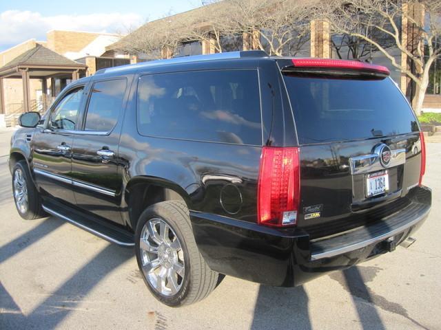 Cadillac Escalade ESV 2009 photo 4