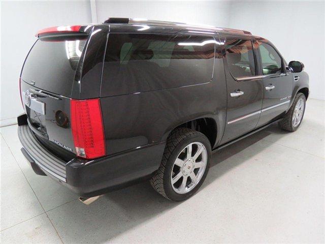 Cadillac Escalade ESV V25 SUV