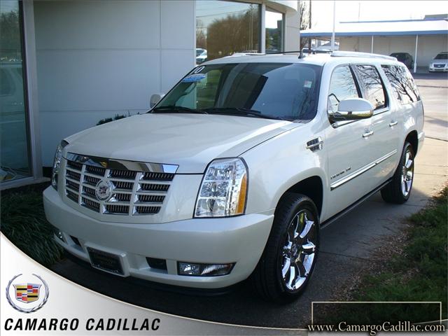 Cadillac Escalade ESV 2010 photo 1