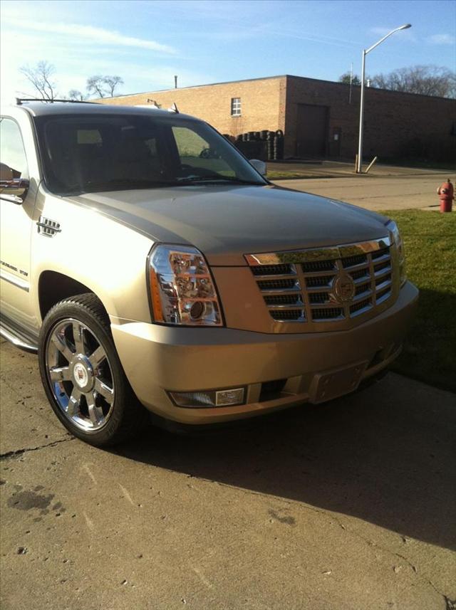 Cadillac Escalade ESV 2010 photo 5