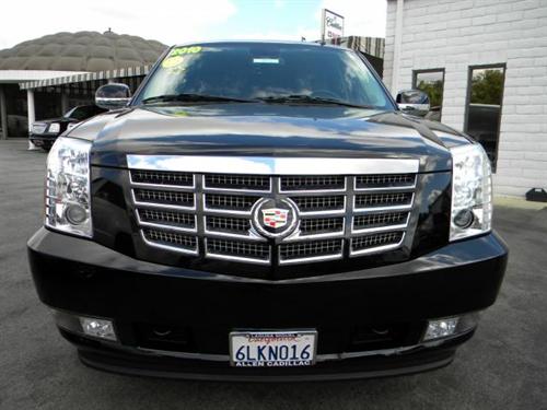 Cadillac Escalade ESV 2010 photo 1