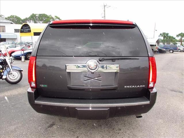 Cadillac Escalade ESV 2010 photo 6