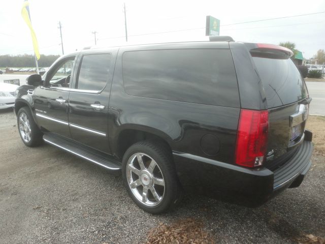 Cadillac Escalade ESV 5dr Hatchback Automatic SUV