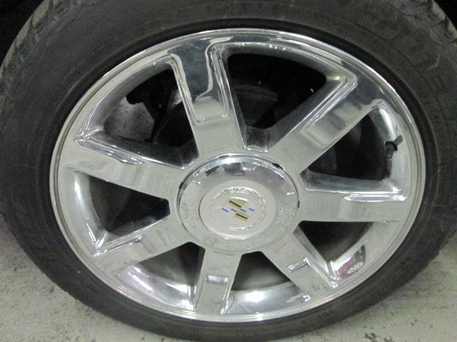 Cadillac Escalade ESV 2011 photo 2