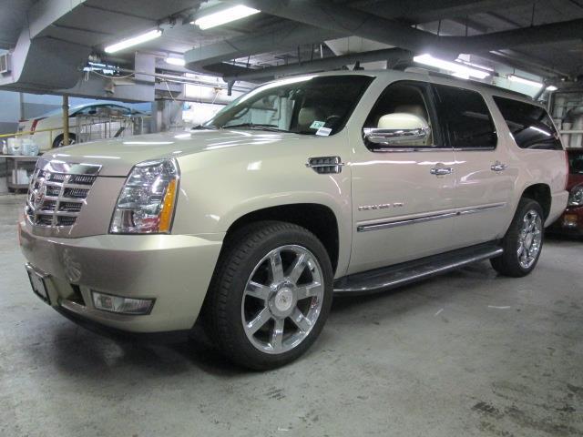 Cadillac Escalade ESV 2011 photo 4