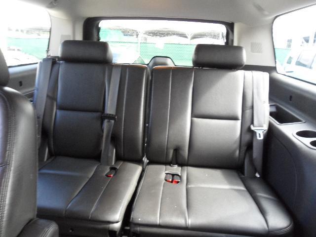 Cadillac Escalade ESV 2011 photo 10