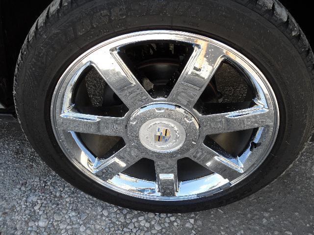 Cadillac Escalade ESV 2011 photo 15