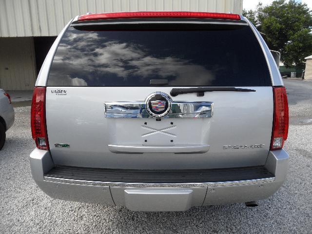 Cadillac Escalade ESV 2011 photo 18