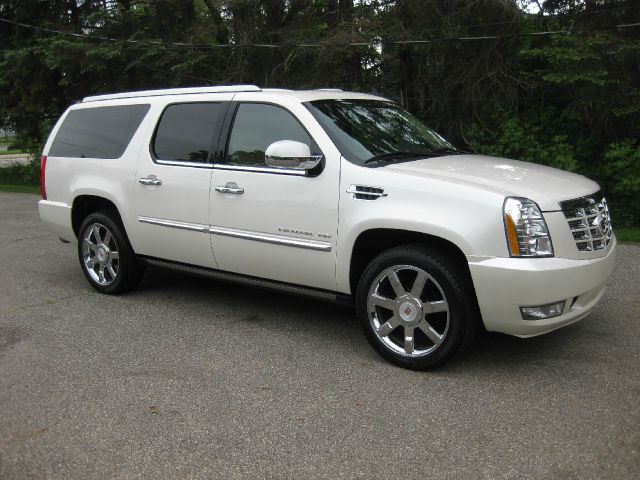 Cadillac Escalade ESV 2011 photo 14