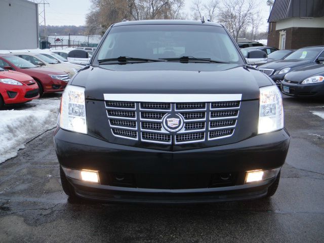 Cadillac Escalade ESV 2011 photo 2