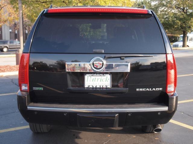 Cadillac Escalade ESV 2012 photo 3