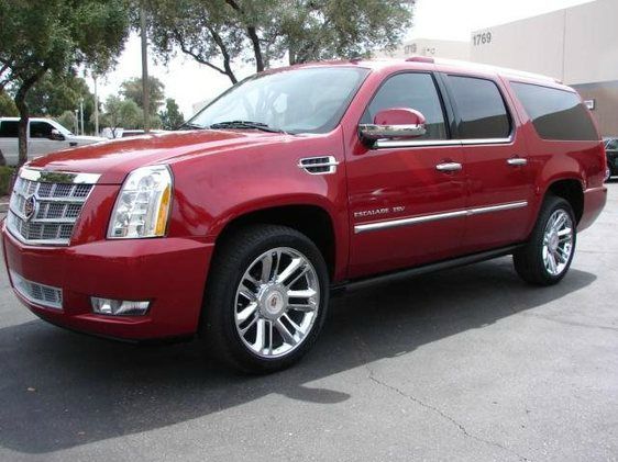 Cadillac Escalade ESV 2013 photo 2