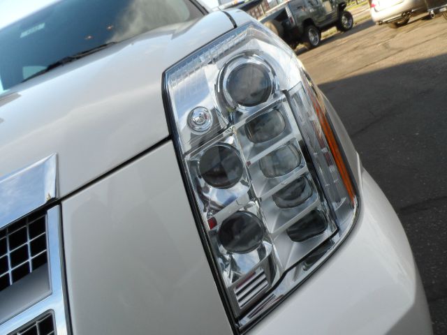 Cadillac Escalade ESV 2013 photo 23