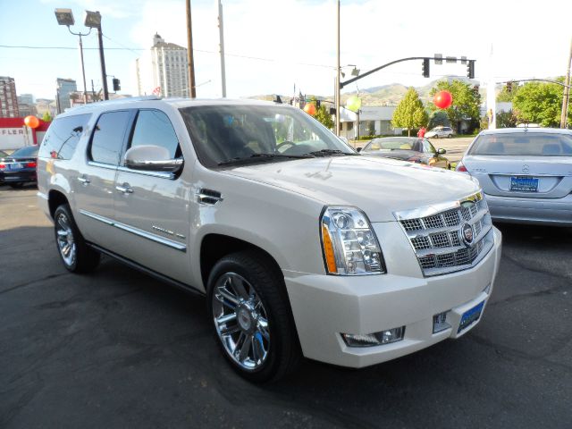 Cadillac Escalade ESV 2013 photo 27