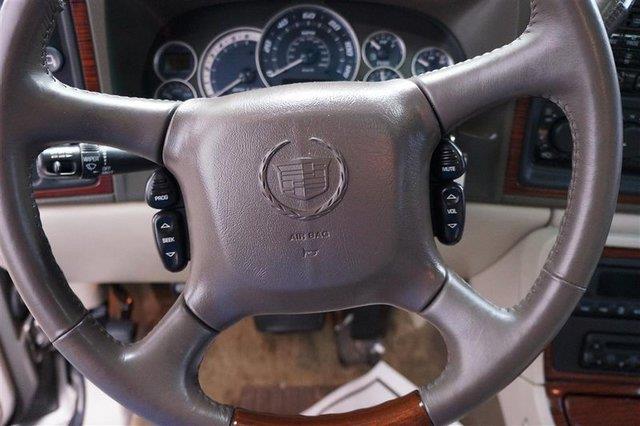 Cadillac Escalade EXT 2002 photo 10