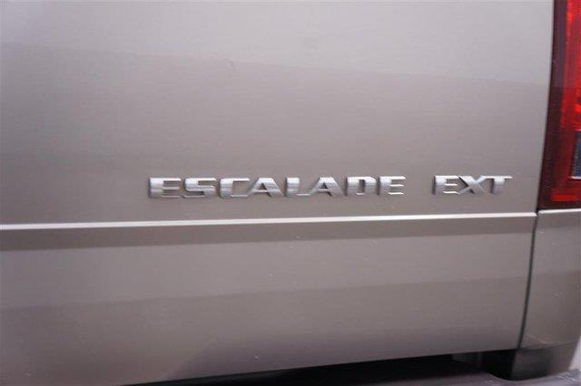 Cadillac Escalade EXT 2002 photo 16