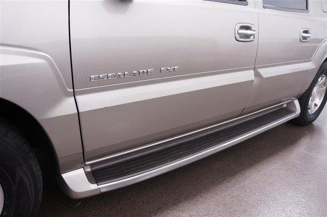 Cadillac Escalade EXT 2002 photo 20