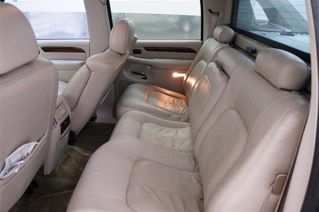 Cadillac Escalade EXT 2002 photo 6