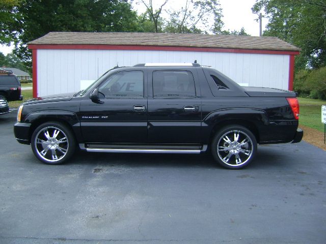Cadillac Escalade EXT 2002 photo 4