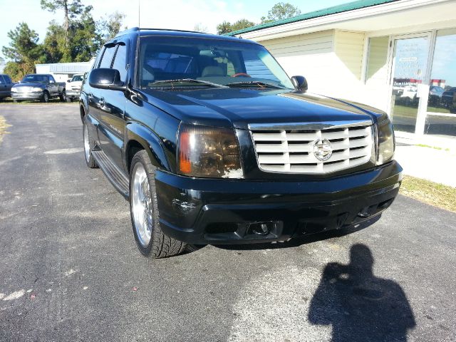 Cadillac Escalade EXT 2002 photo 1