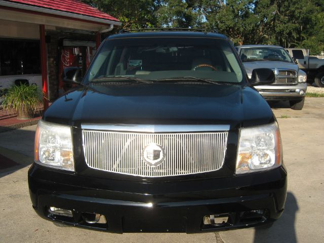 Cadillac Escalade EXT 2002 photo 3