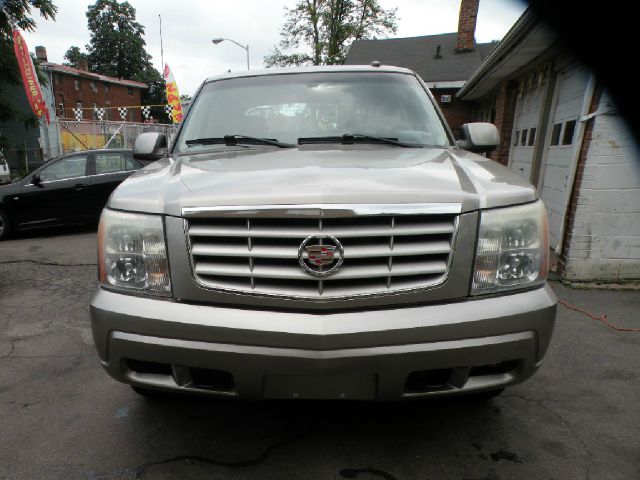 Cadillac Escalade EXT Tech With Rear Entertainment Pickup Truck