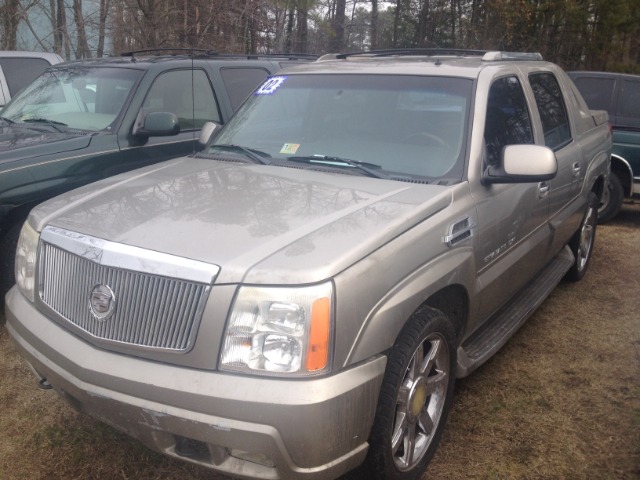 Cadillac Escalade EXT 2002 photo 2