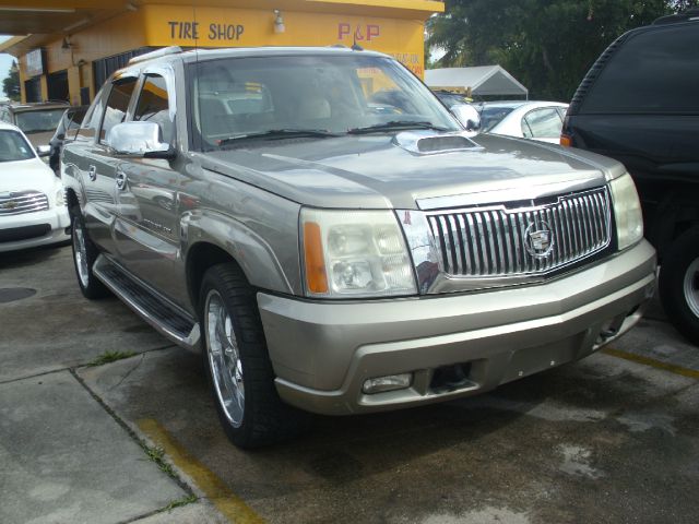 Cadillac Escalade EXT 2002 photo 1