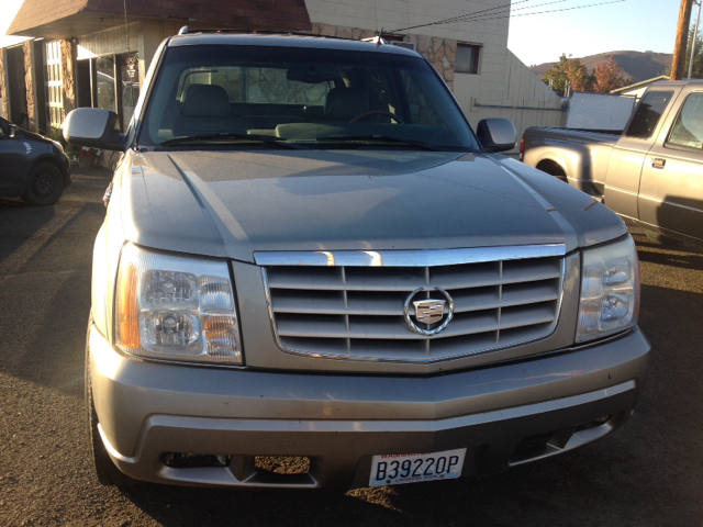 Cadillac Escalade EXT 2002 photo 4