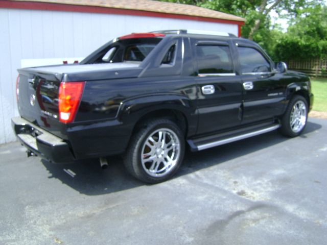 Cadillac Escalade EXT 2003 photo 1
