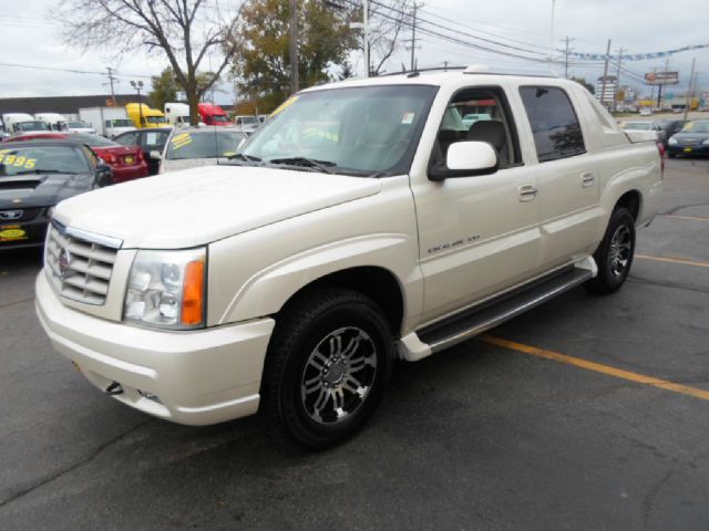 Cadillac Escalade EXT 2003 photo 1