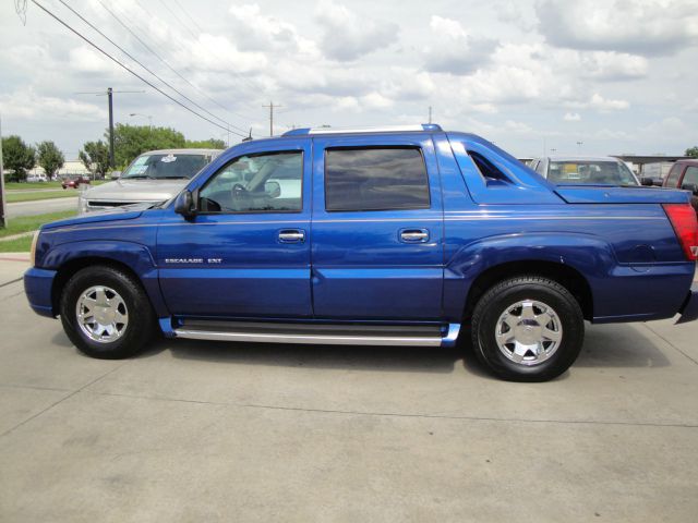 Cadillac Escalade EXT Tech With Rear Entertainment Pickup Truck