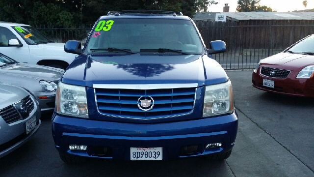 Cadillac Escalade EXT 2003 photo 1