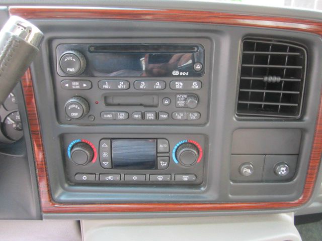 Cadillac Escalade EXT Tech With Rear Entertainment Pickup Truck