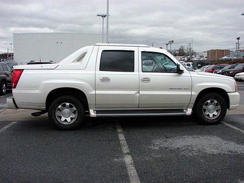 Cadillac Escalade EXT 2004 photo 3