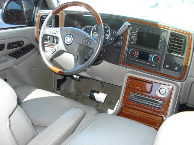 Cadillac Escalade EXT 2004 photo 5