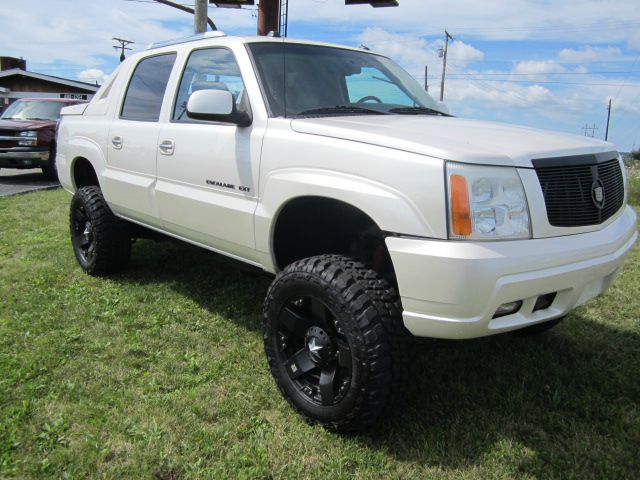 Cadillac Escalade EXT Tech With Rear Entertainment Pickup Truck