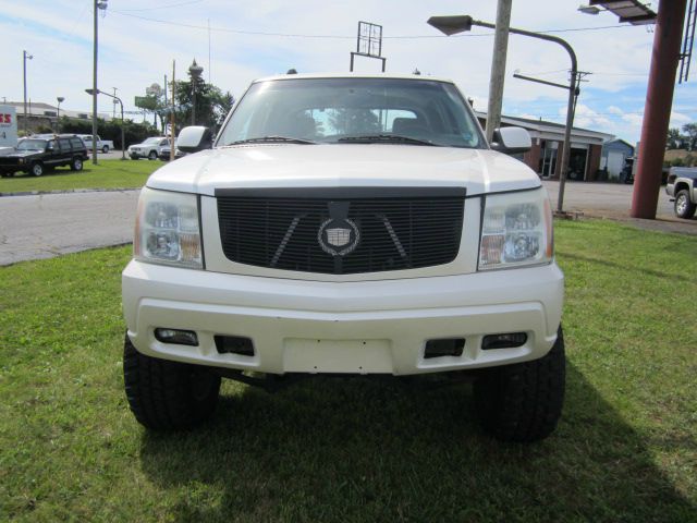 Cadillac Escalade EXT 2004 photo 1