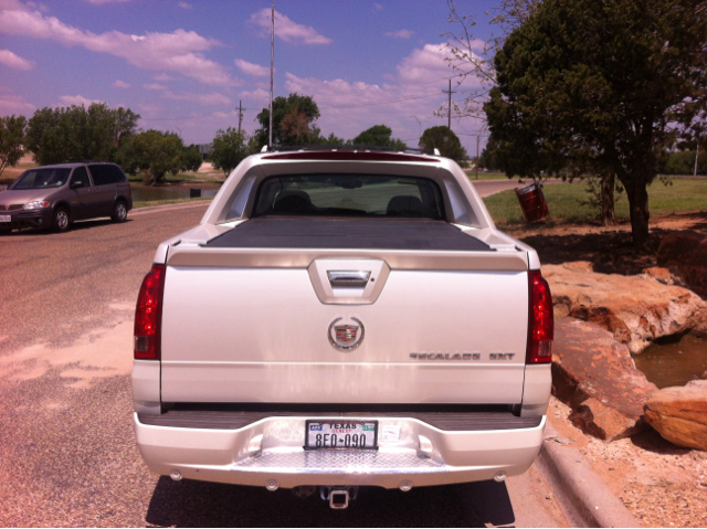 Cadillac Escalade EXT 2004 photo 3