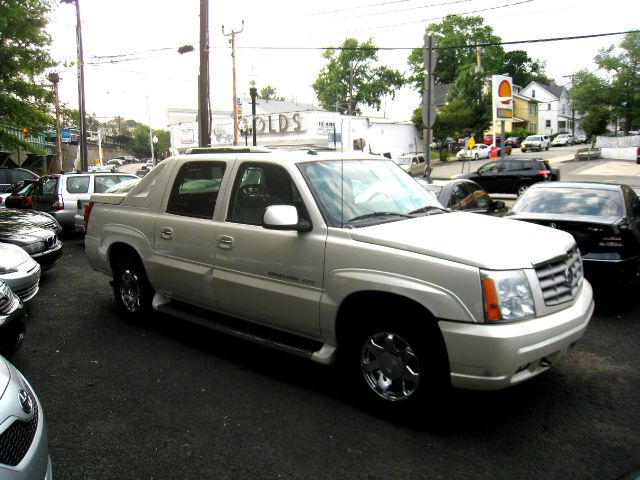 Cadillac Escalade EXT 2004 photo 4
