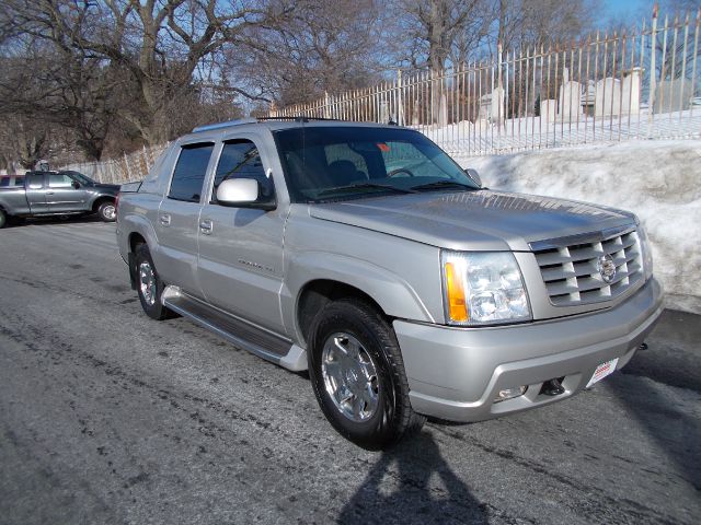 Cadillac Escalade EXT 2004 photo 1